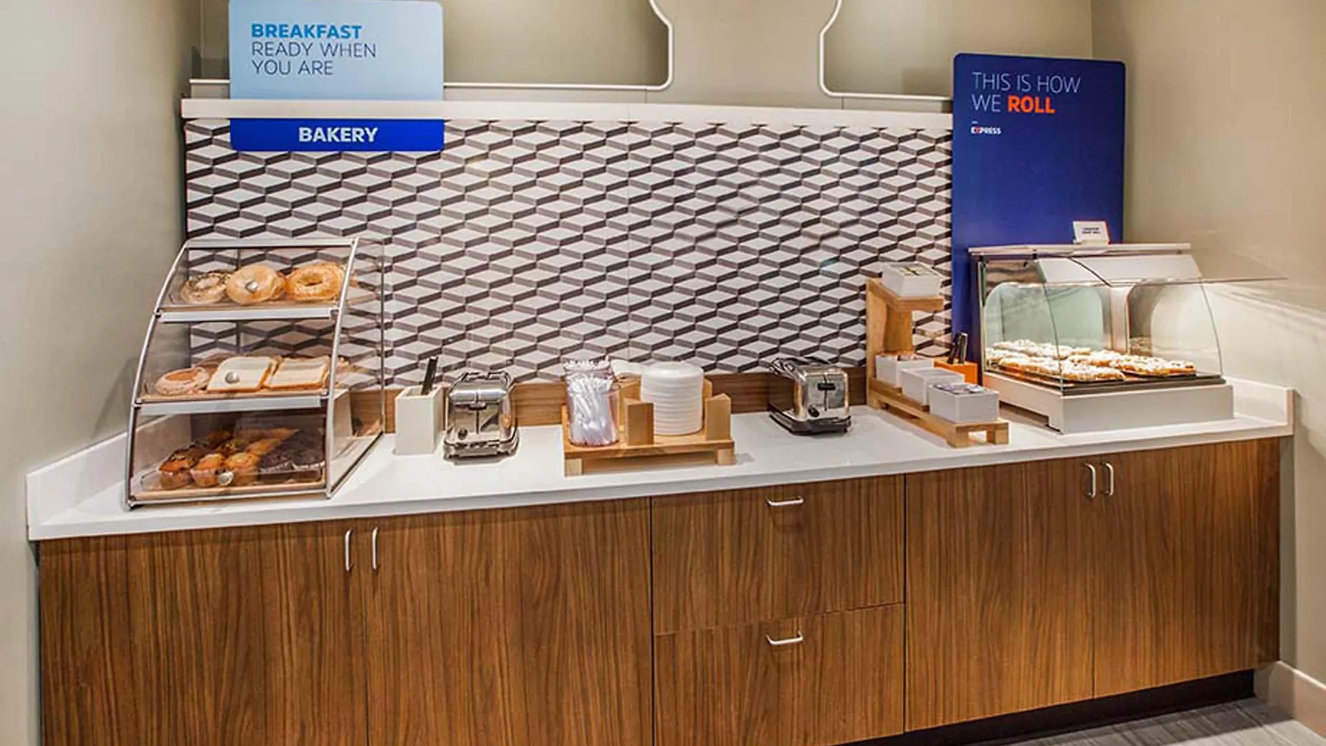 Holiday Inn Express & Suites Columbus - Polaris, An Ihg Hotel