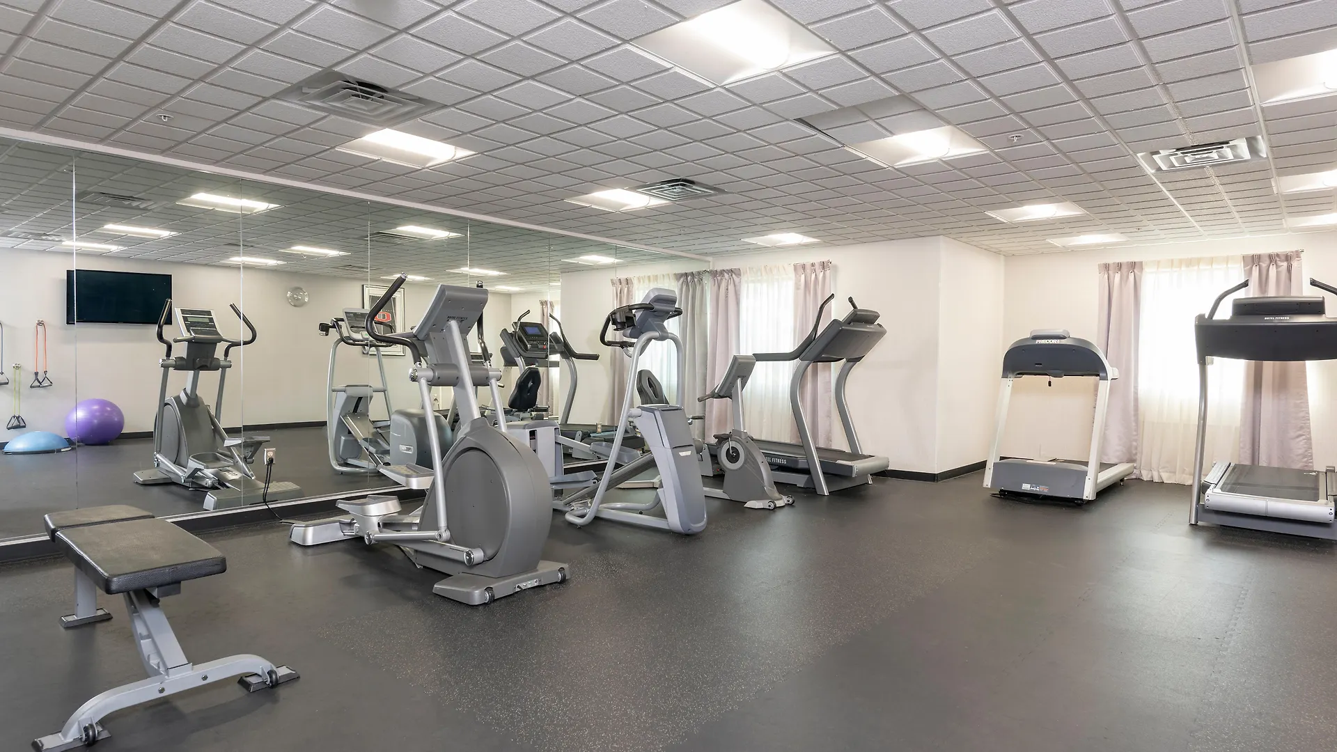 Holiday Inn Express & Suites Columbus - Polaris, An Ihg Hotel