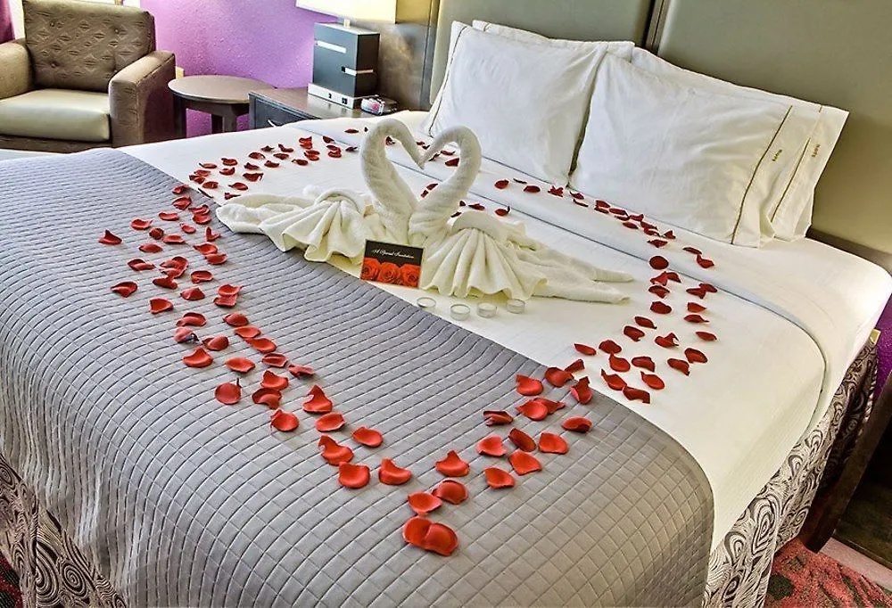 Holiday Inn Express & Suites Columbus - Polaris, An Ihg Hotel