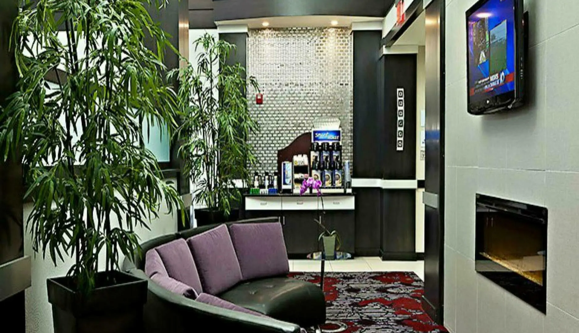 Holiday Inn Express & Suites Columbus - Polaris, An Ihg Hotel 3*,