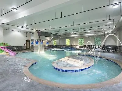 Holiday Inn Express & Suites Columbus - Polaris Parkway / Columbus By Ihg